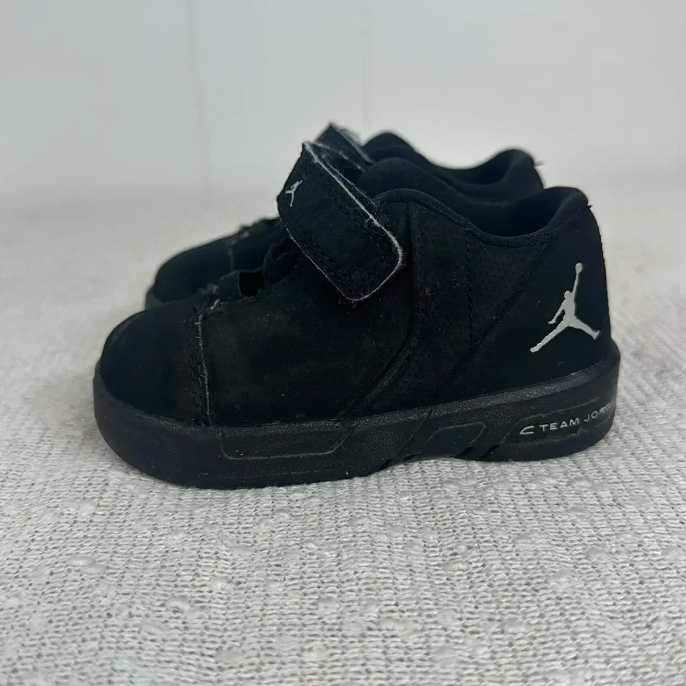 Jordan TE 3 Low (TD) Black Metallic Silver Sneakers Shoes Infant Toddler size 5